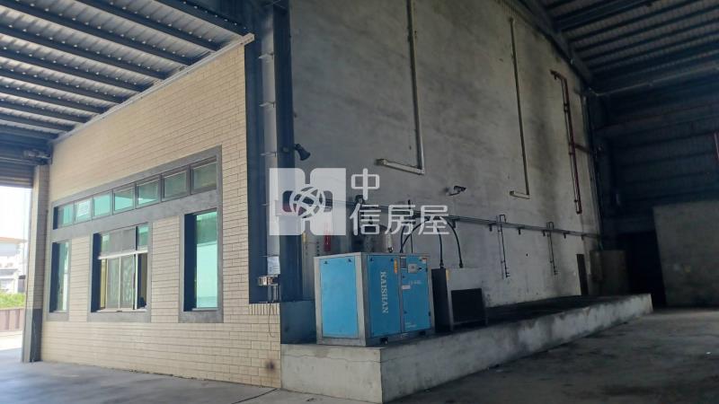 山上工業大廠房房屋室內格局與周邊環境