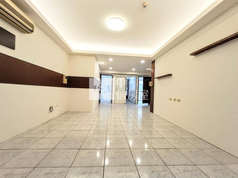 @公益商圈@傑出家園華廈.4房+車位房屋室內格局與周邊環境