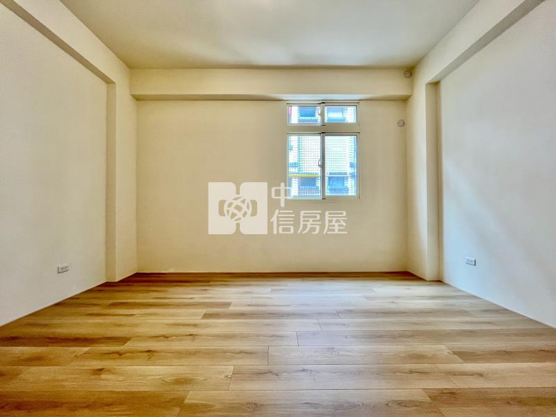 萬來國小全新整理臨路邊間別墅房屋室內格局與周邊環境