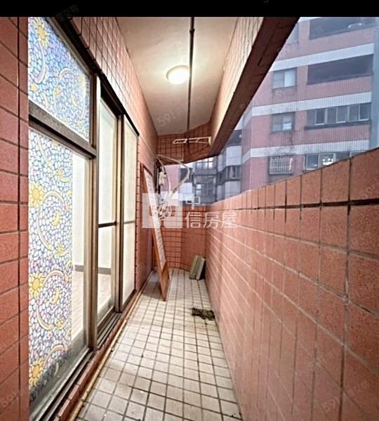 楊梅交流道3房+平面車房屋室內格局與周邊環境