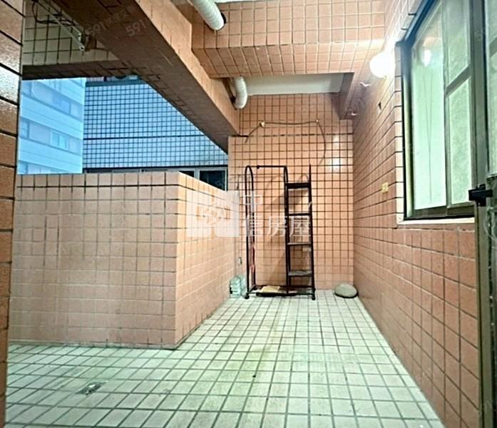 楊梅交流道3房+平面車房屋室內格局與周邊環境