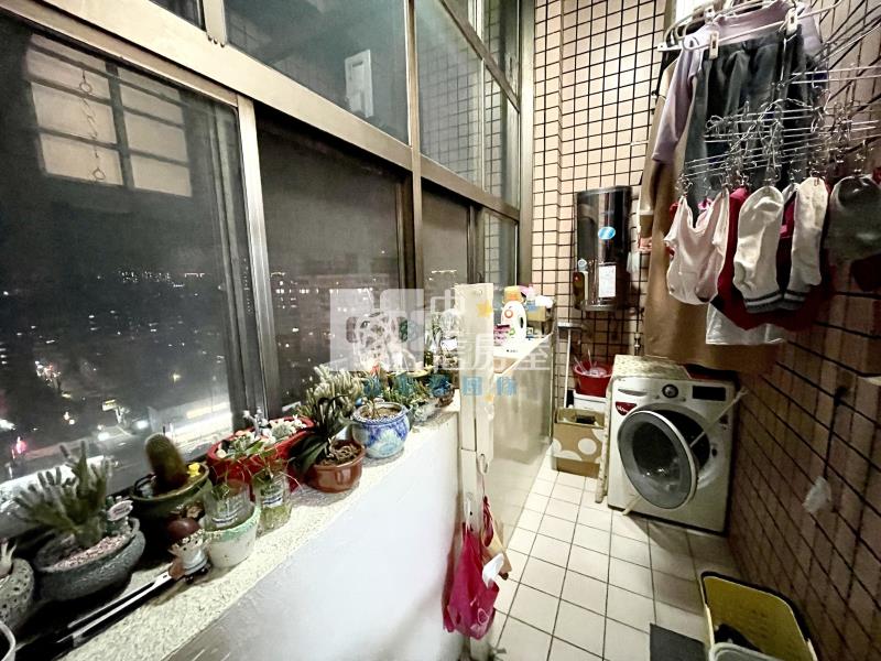 【新夢想】愛買交流道漂亮景觀3房房屋室內格局與周邊環境