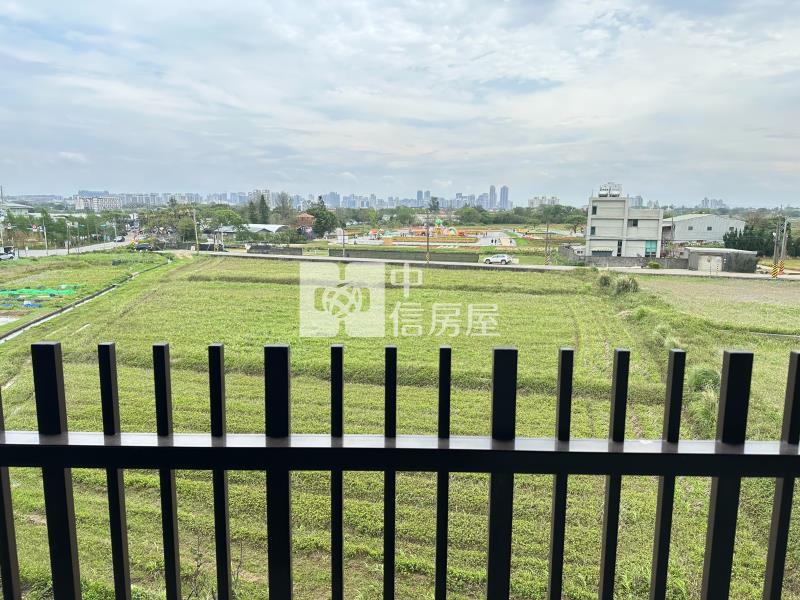 A16全新3房車(卓悅卓岳)房屋室內格局與周邊環境