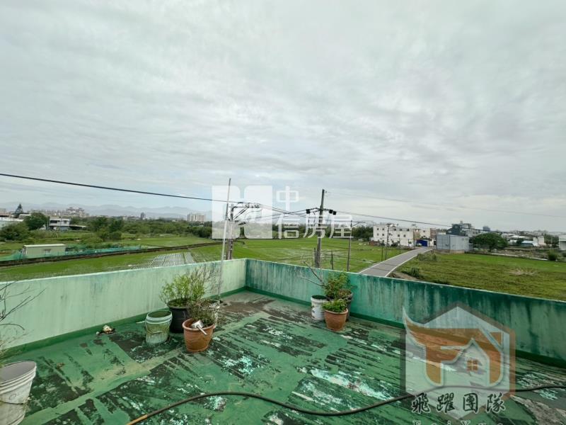 近龍岡圓環獨棟大地坪透天＂四面採光＂房屋室內格局與周邊環境