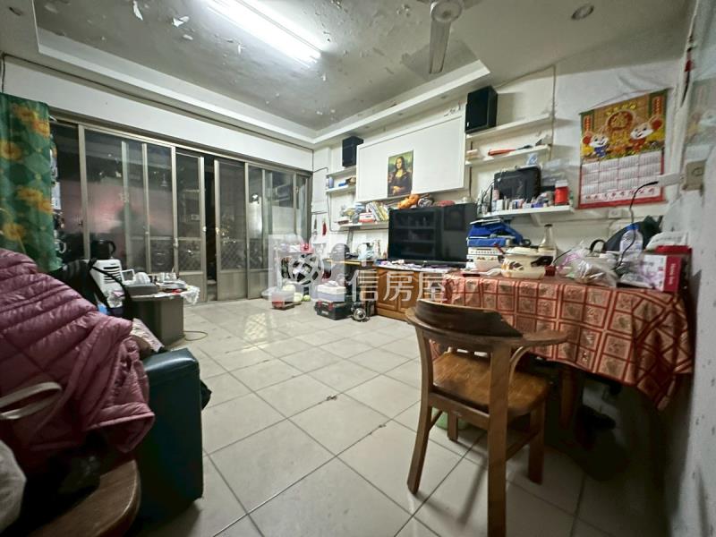 臨30米正南平路賺錢透店房屋室內格局與周邊環境