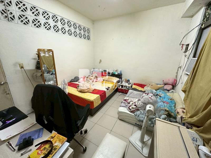 臨30米正南平路賺錢透店房屋室內格局與周邊環境