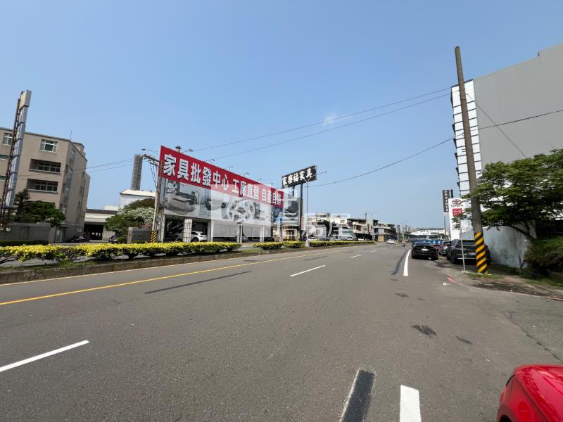 新竹中華路30米旁近350坪工業地房屋室內格局與周邊環境