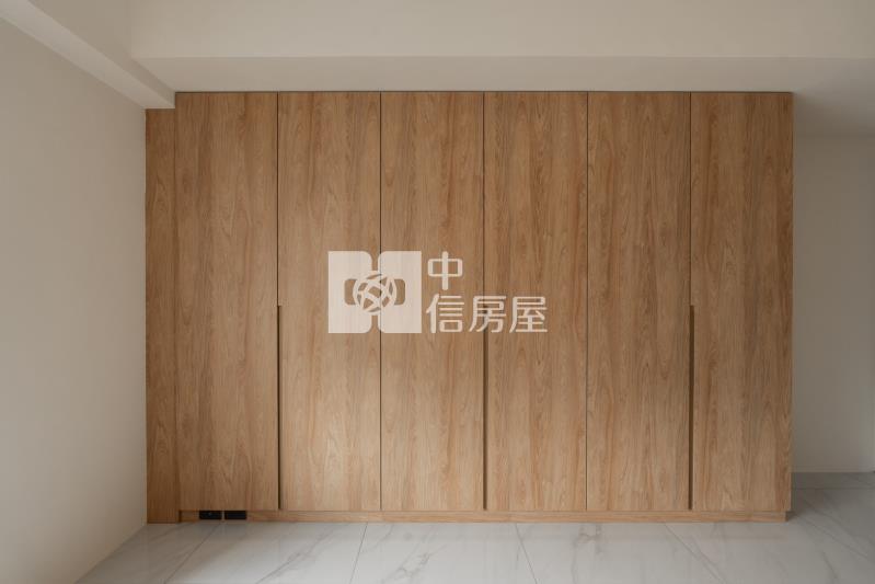 惠宇朗庭三改二次頂精裝戶雙平車房屋室內格局與周邊環境