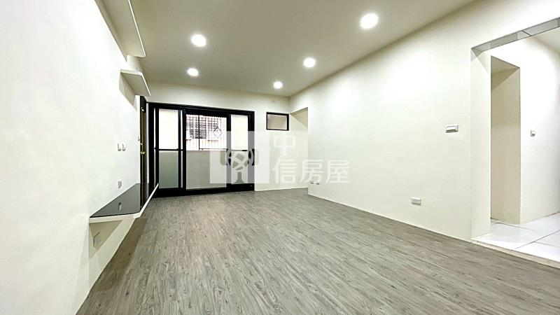 天津商圈三樓三房精美公寓房屋室內格局與周邊環境