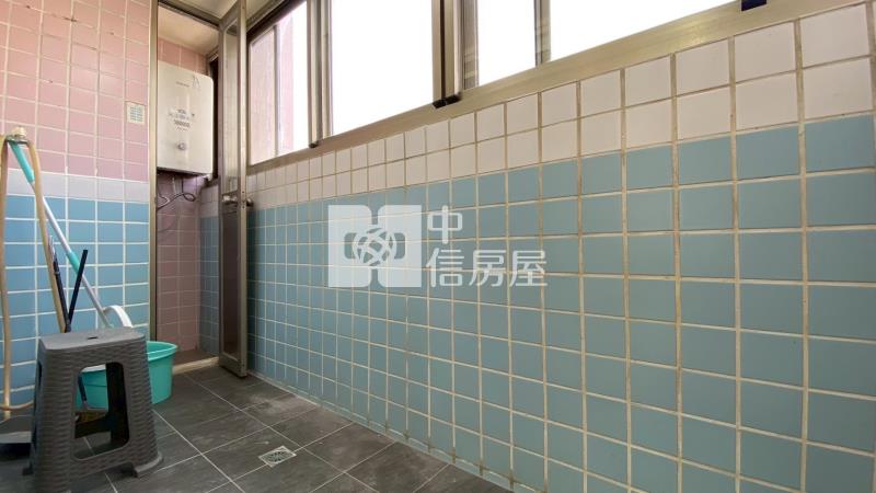 一德洋樓低總價兩房車位房屋室內格局與周邊環境