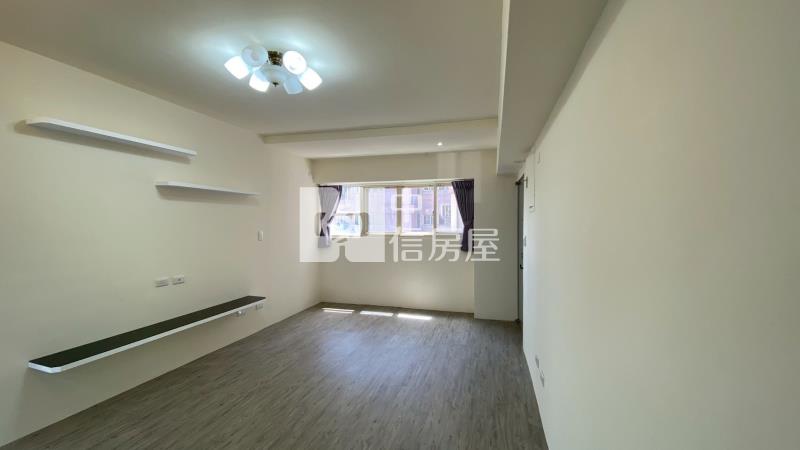 一德洋樓低總價兩房車位房屋室內格局與周邊環境