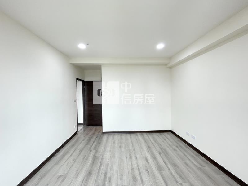 佳泰大崇德三房平車B房屋室內格局與周邊環境