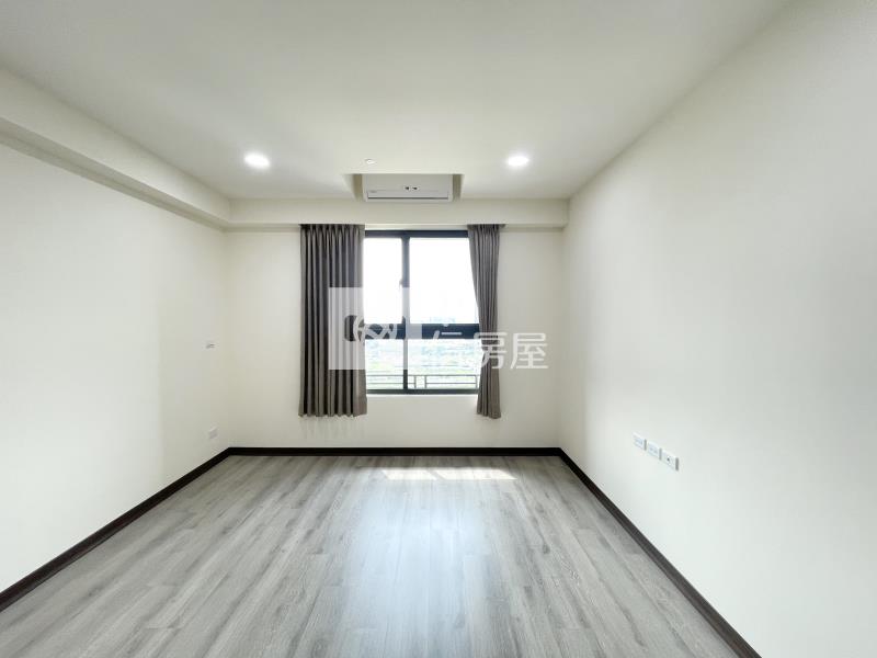 佳泰大崇德三房平車B房屋室內格局與周邊環境