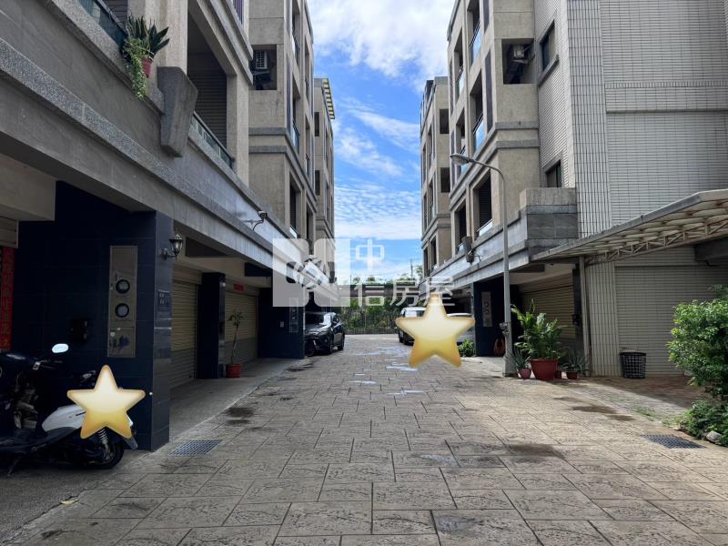 富岡雙車位美透天別墅房屋室內格局與周邊環境