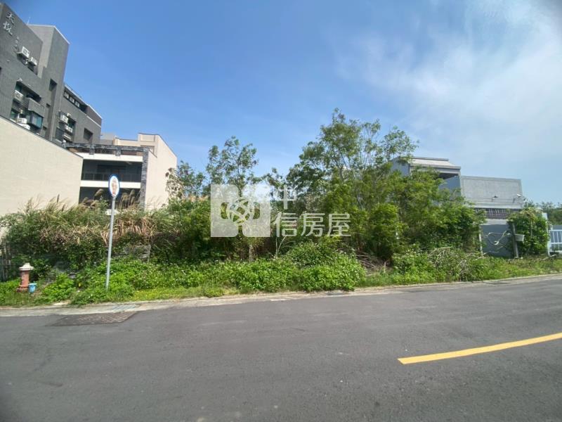 苗栗高鐵旁建地房屋室內格局與周邊環境