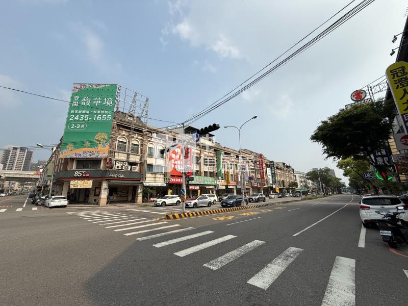 正中山路三角窗電梯透店(專任)