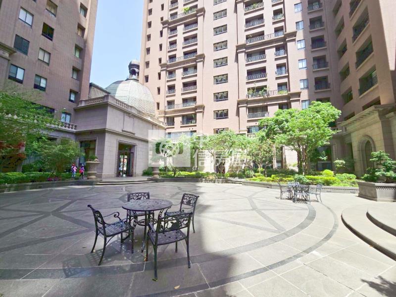 【奔馳】葛里法_大坪數豪邸房屋室內格局與周邊環境