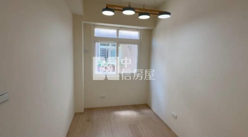比佛利紐約時尚2+1房房屋室內格局與周邊環境