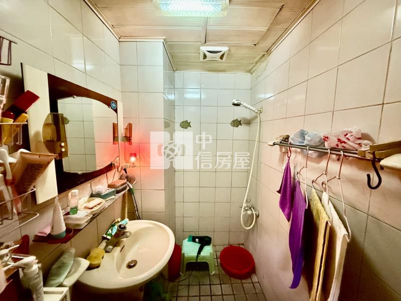 羅馬六期三房樓中樓房屋室內格局與周邊環境