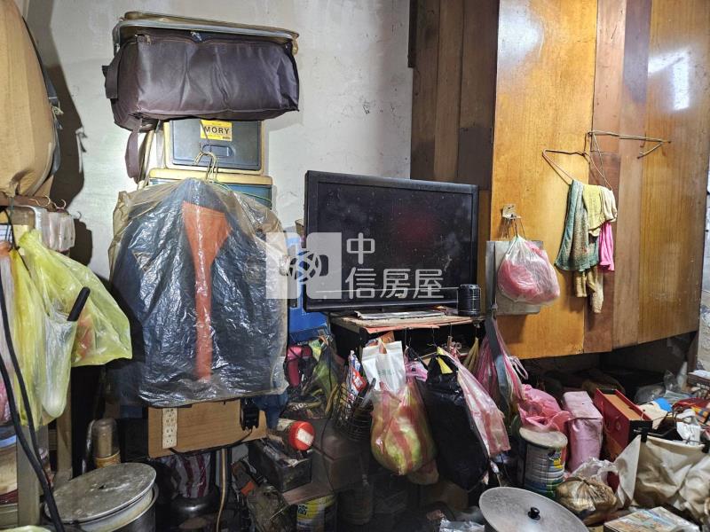 松柏林一樓房屋室內格局與周邊環境
