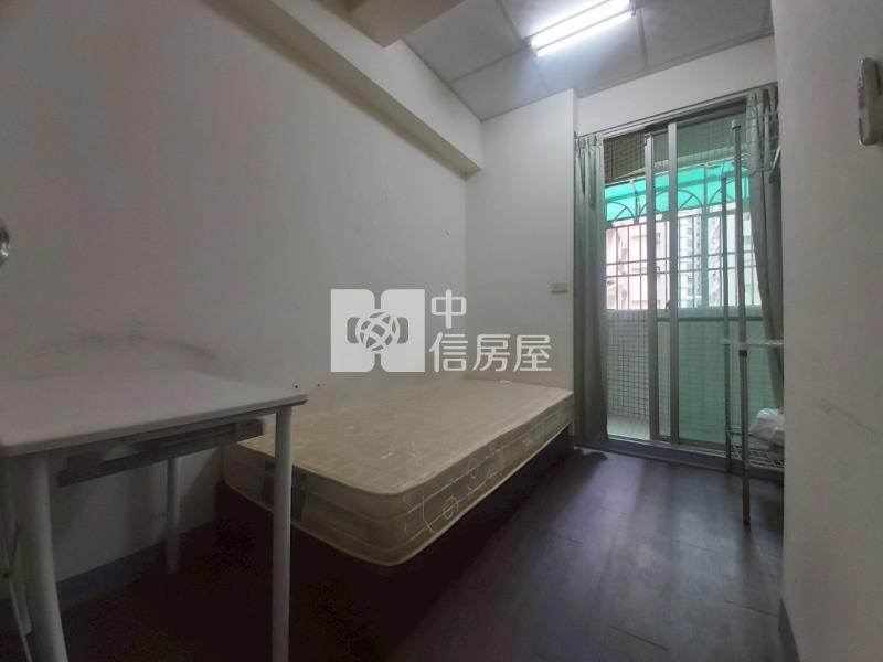 中華家樂福多功能透天房屋室內格局與周邊環境