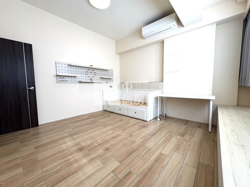 洲際漢神旁輕屋齡美墅房屋室內格局與周邊環境
