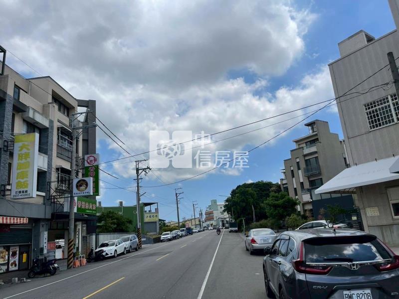 神岡十五米路透天店面房屋室內格局與周邊環境