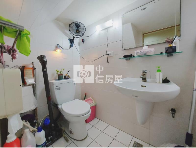 永康復國整新典雅傳統車庫透天房屋室內格局與周邊環境