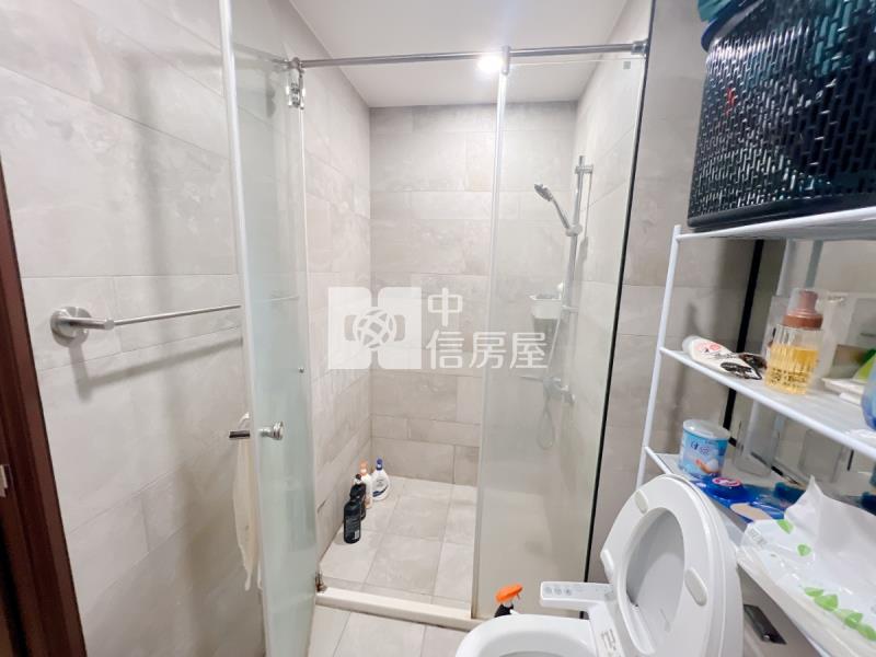 金捷市8F 2房車位房屋室內格局與周邊環境