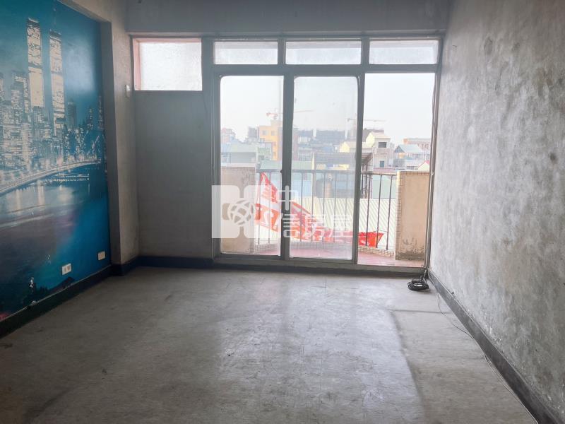 後甲國中明亮三房寓房屋室內格局與周邊環境