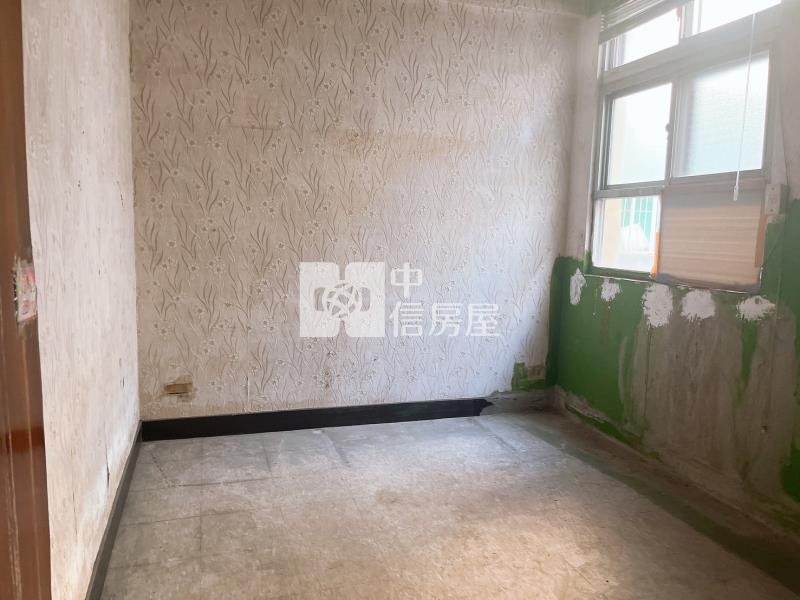 後甲國中明亮三房寓房屋室內格局與周邊環境