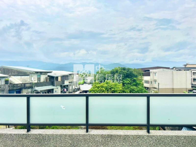 員山近市區漂亮時尚農舍房屋室內格局與周邊環境