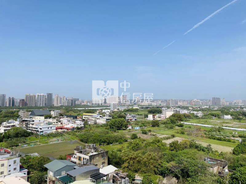 金鋐微美高樓層平車房屋室內格局與周邊環境