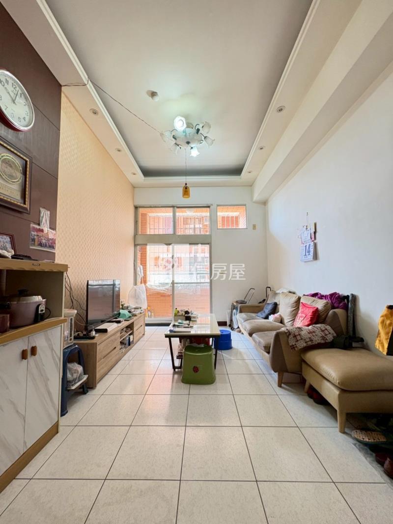 工學商圈採光2+1房美屋房屋室內格局與周邊環境