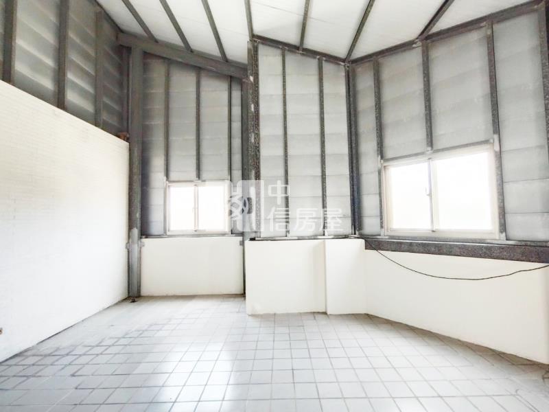 苗栗文發邊間美透房屋室內格局與周邊環境