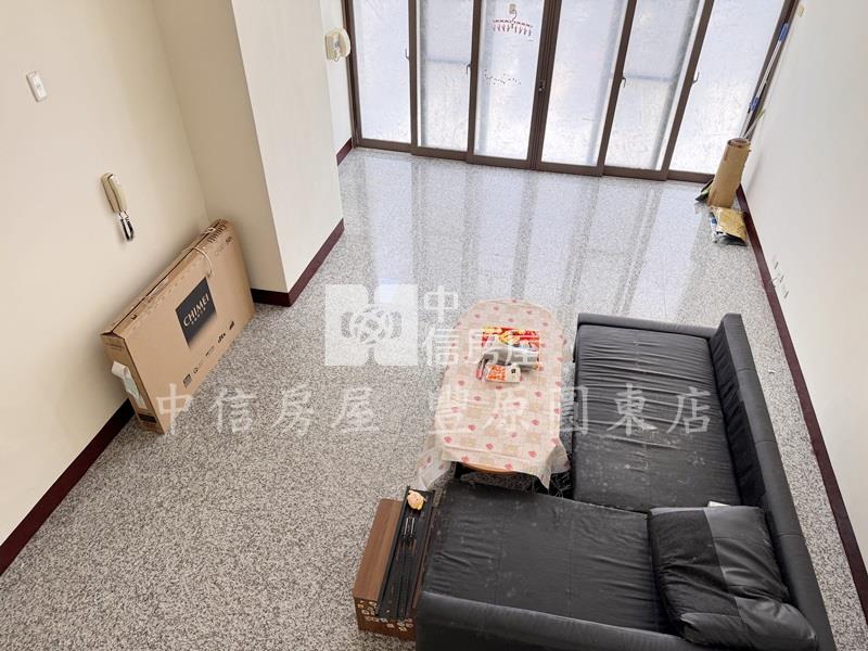 潭子8M活巷樓店房屋室內格局與周邊環境