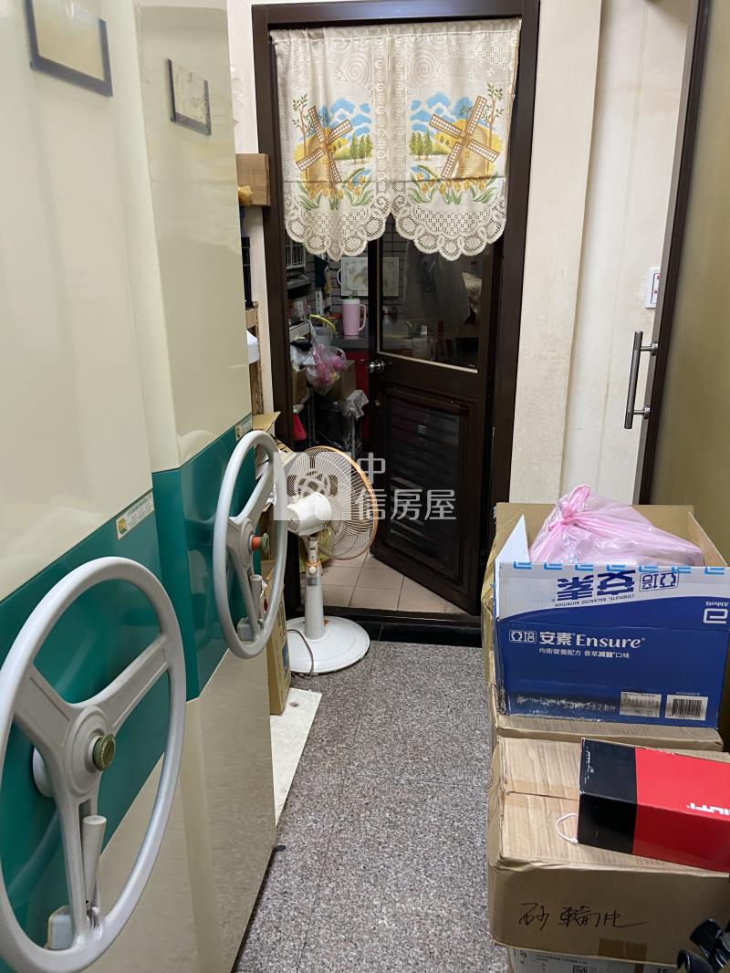 近幸福市場金店面房屋室內格局與周邊環境