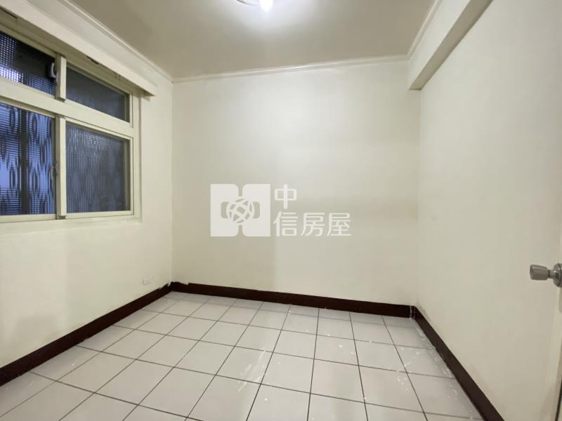 桃園陽明山公園四房公寓房屋室內格局與周邊環境