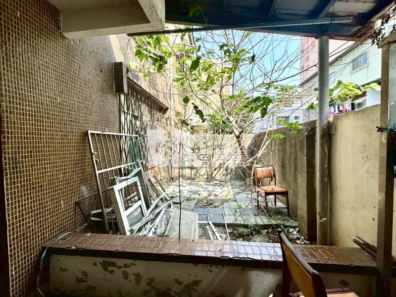 【豐禾】內壢交流道超大地坪透天(需整理)房屋室內格局與周邊環境