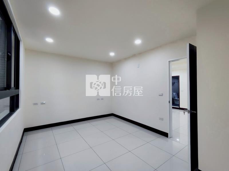 內壢成功路翻新透天房屋室內格局與周邊環境