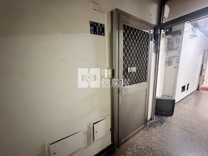 觀光大樓台中公園電梯兩房視野戶房屋室內格局與周邊環境