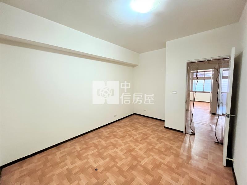 台中先知金店面房屋室內格局與周邊環境