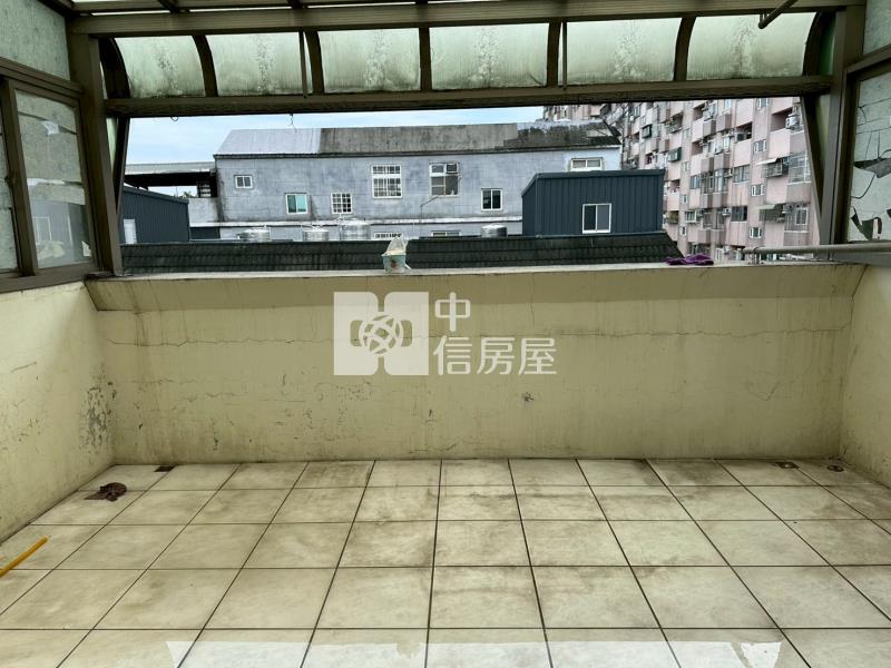 近幼獅交流道美別墅房屋室內格局與周邊環境