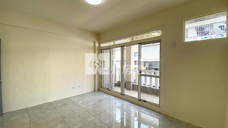 中國醫住三活巷亮透天房屋室內格局與周邊環境