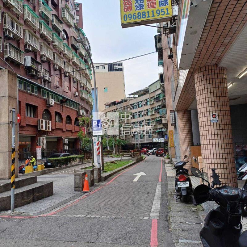 桃園朝陽二街店面住家房屋室內格局與周邊環境