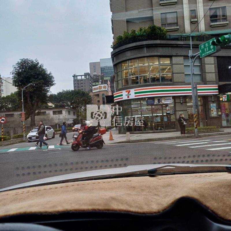 桃園朝陽二街店面住家房屋室內格局與周邊環境