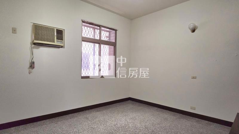 佳里營頂可停四車豪墅房屋室內格局與周邊環境