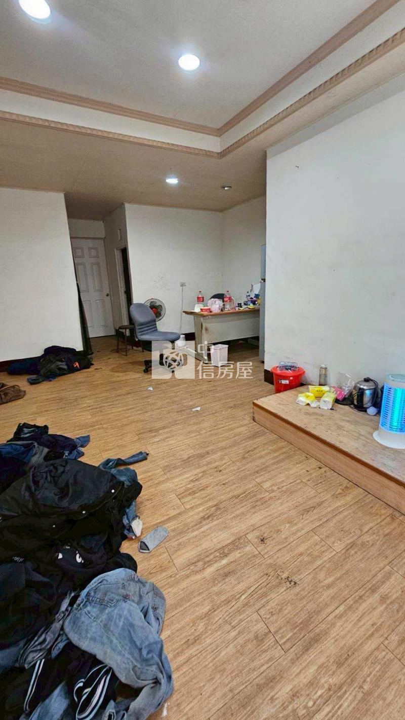 平鎮高中收租三房房屋室內格局與周邊環境