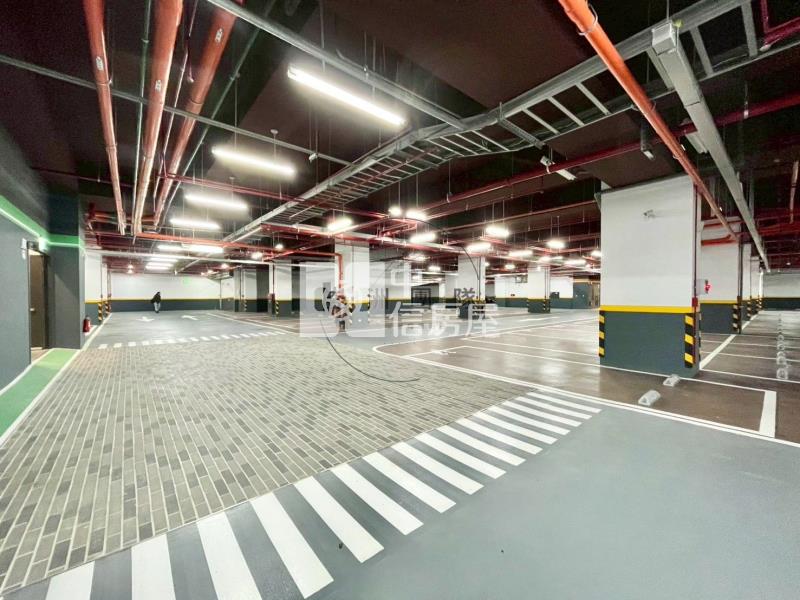 楊梅交流道旁廠辦房屋室內格局與周邊環境