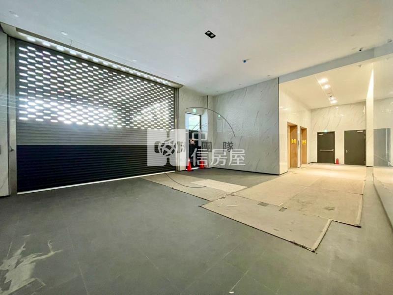 楊梅交流道旁廠辦房屋室內格局與周邊環境